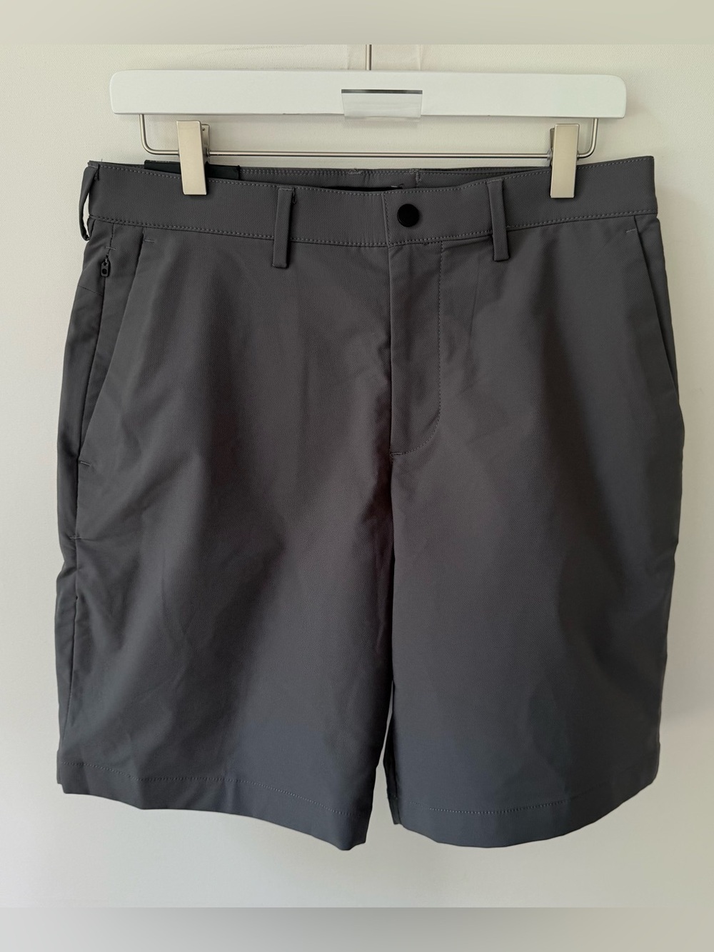 NWT Banana Republic Men’s City Short 9” Short size 31